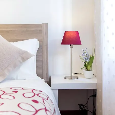 Perla - Cozy In Piazza Navona Апартаменты *